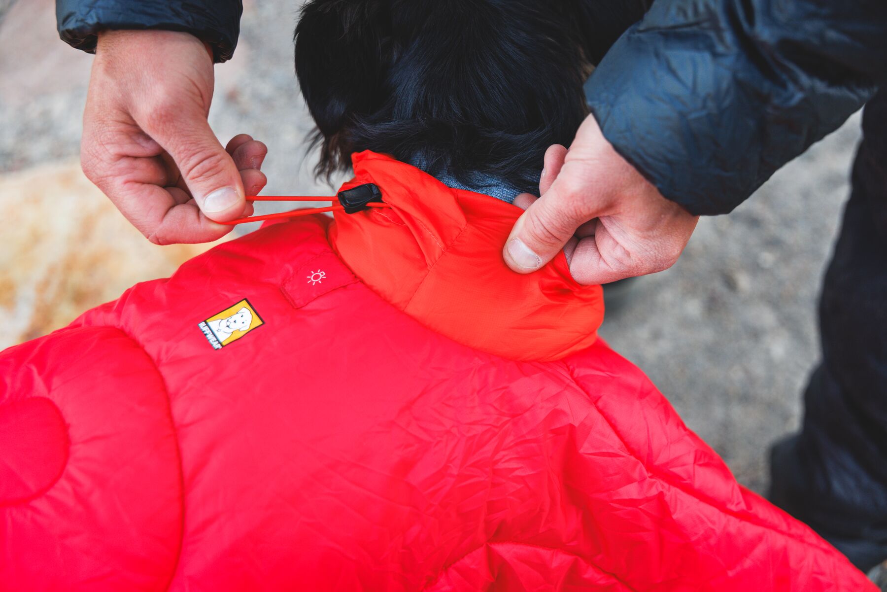 Web JPG-0525_Palisades-Sleep-Poncho_Red-Currant_Mt-hood-10